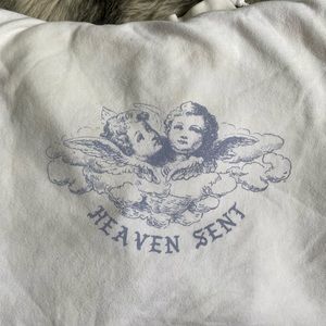 Brandy Melville Sweater